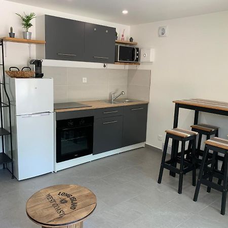 Charmant Logement Avec Un Exterieur Et Un Jacuzzi Лансон-Прованс Экстерьер фото