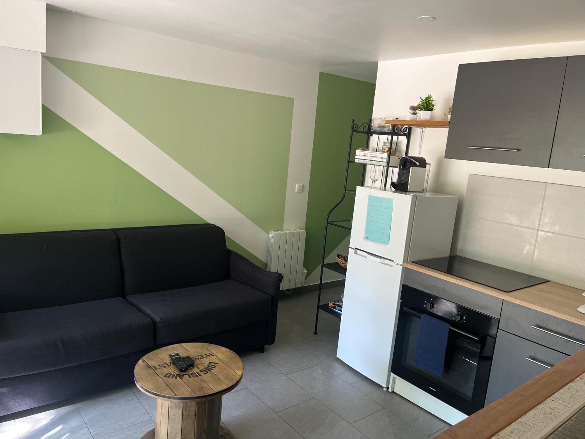 Charmant Logement Avec Un Exterieur Et Un Jacuzzi Лансон-Прованс Экстерьер фото